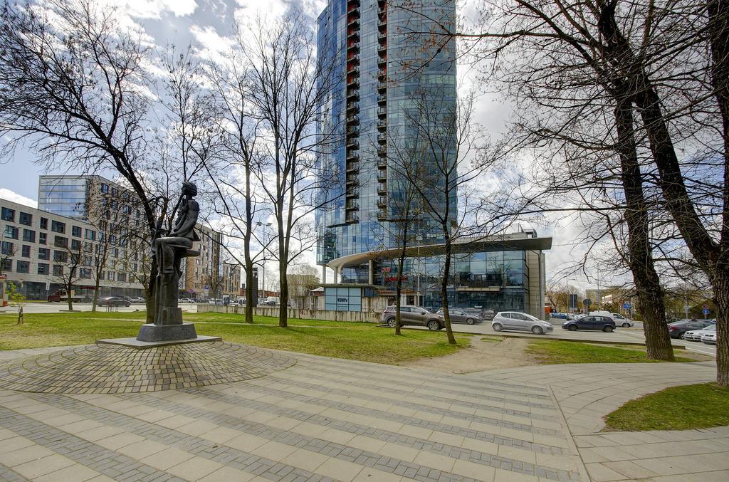 Helios 19 Luxury Vilnius Apartment Luaran gambar
